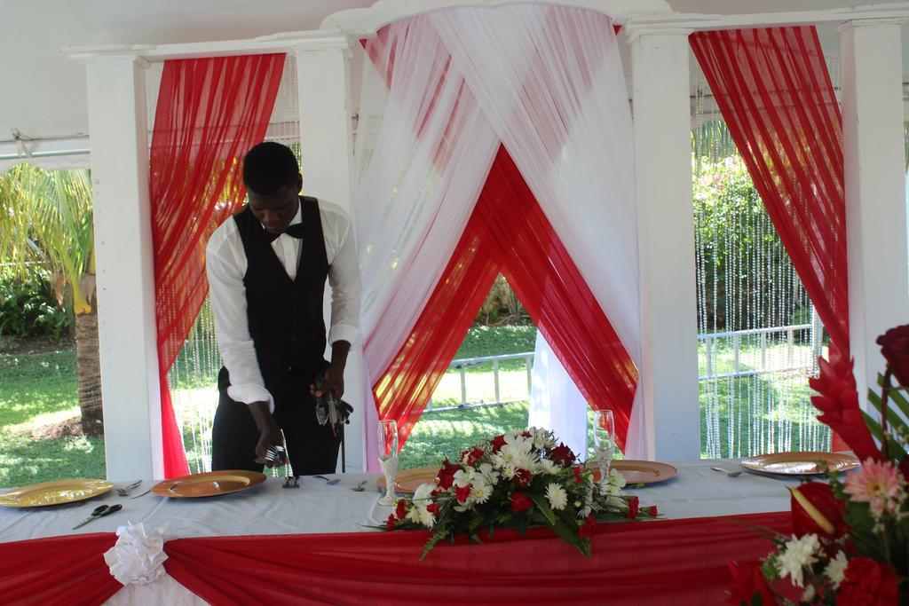 Villa Loyola Ocho Rios Buitenkant foto