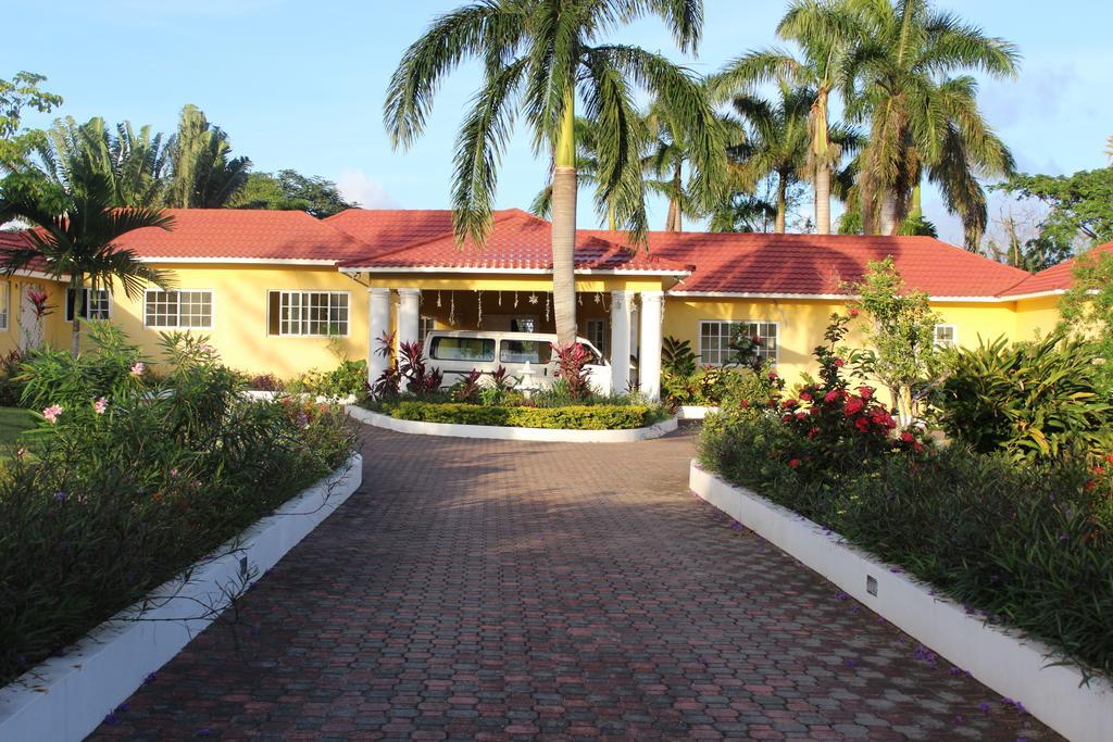 Villa Loyola Ocho Rios Buitenkant foto